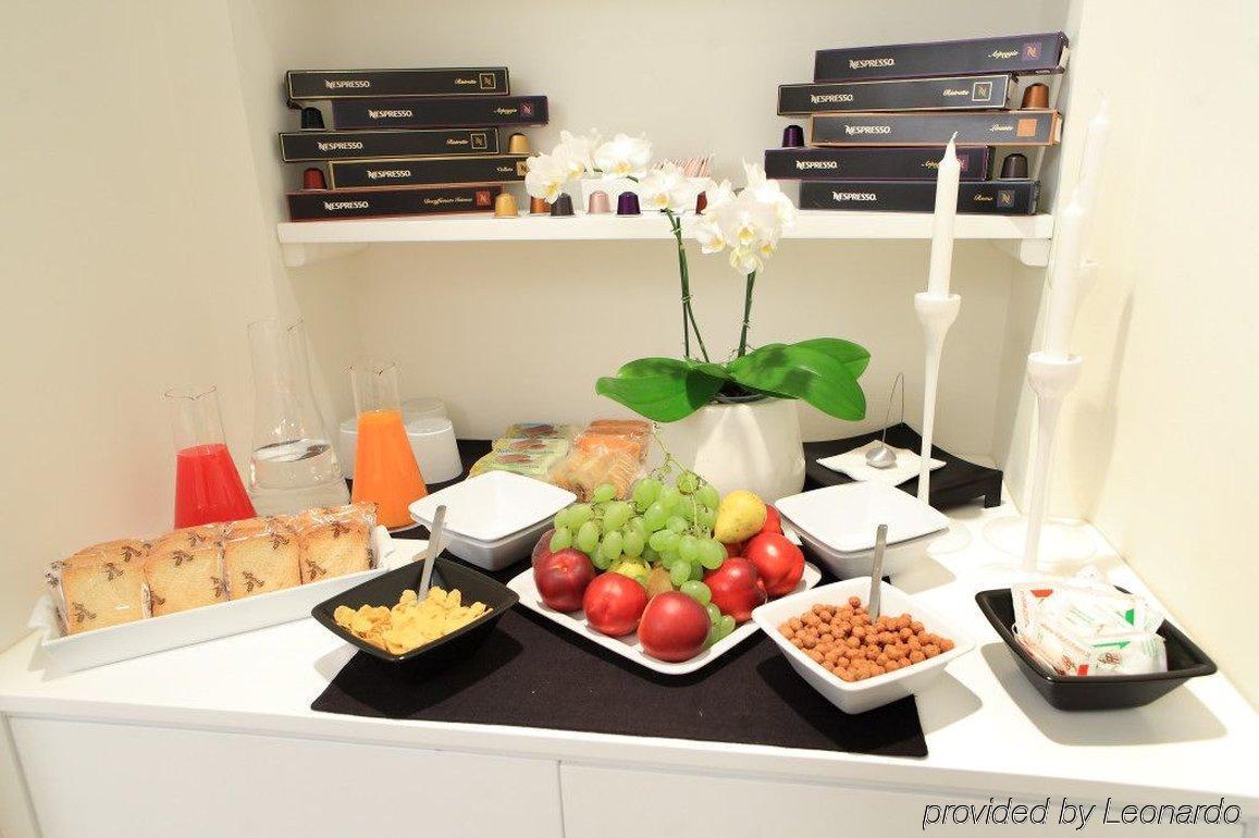 Al Castello Luxury B&B 레조디칼라브리아 레스토랑 사진